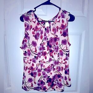 Calvin Klein / large / machine washable / like new